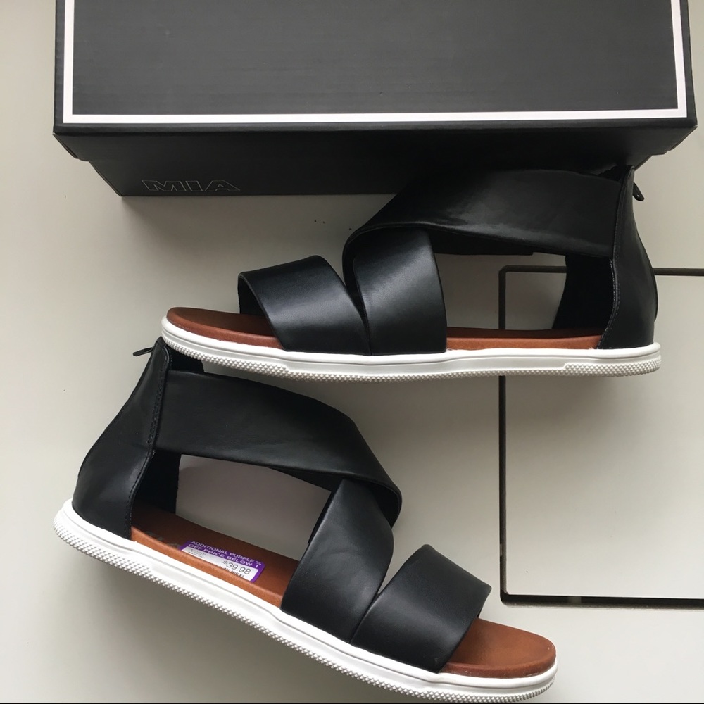 MIA Deana Black Leather Sandals